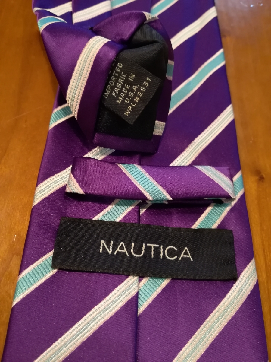 NAUTICA ノーティカ 紫色のストライプ柄のネクタイ♪