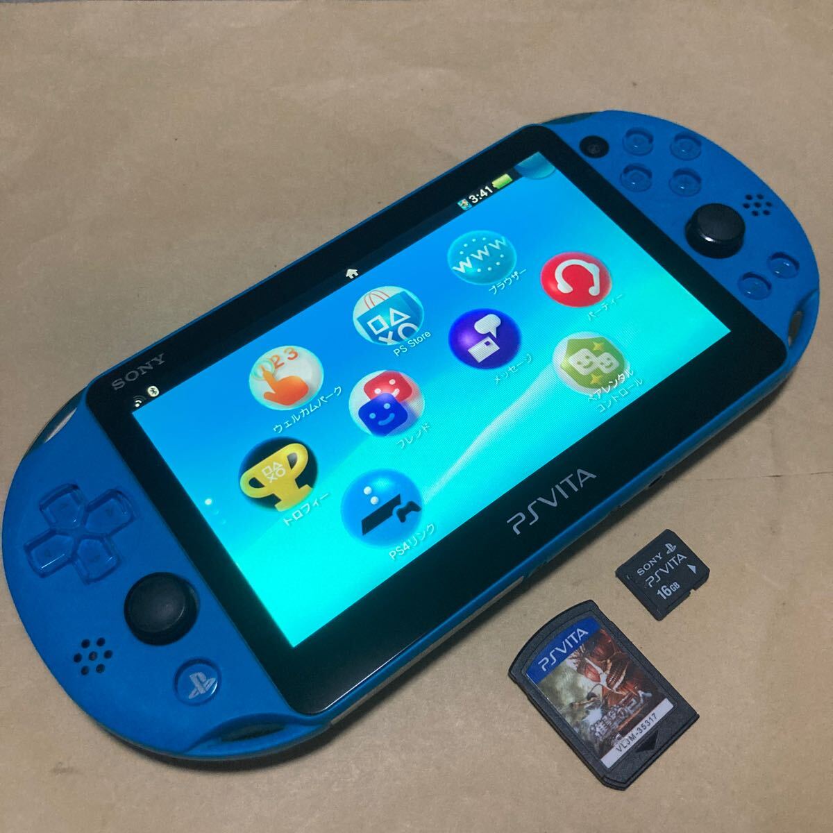 PS Vita ブルー 32GBメモリーカード付 psvita 洒落れ PCH-2000 PS Vita ブルー 32GBメモリーカード付 psvita 洒落れ PCH-2000