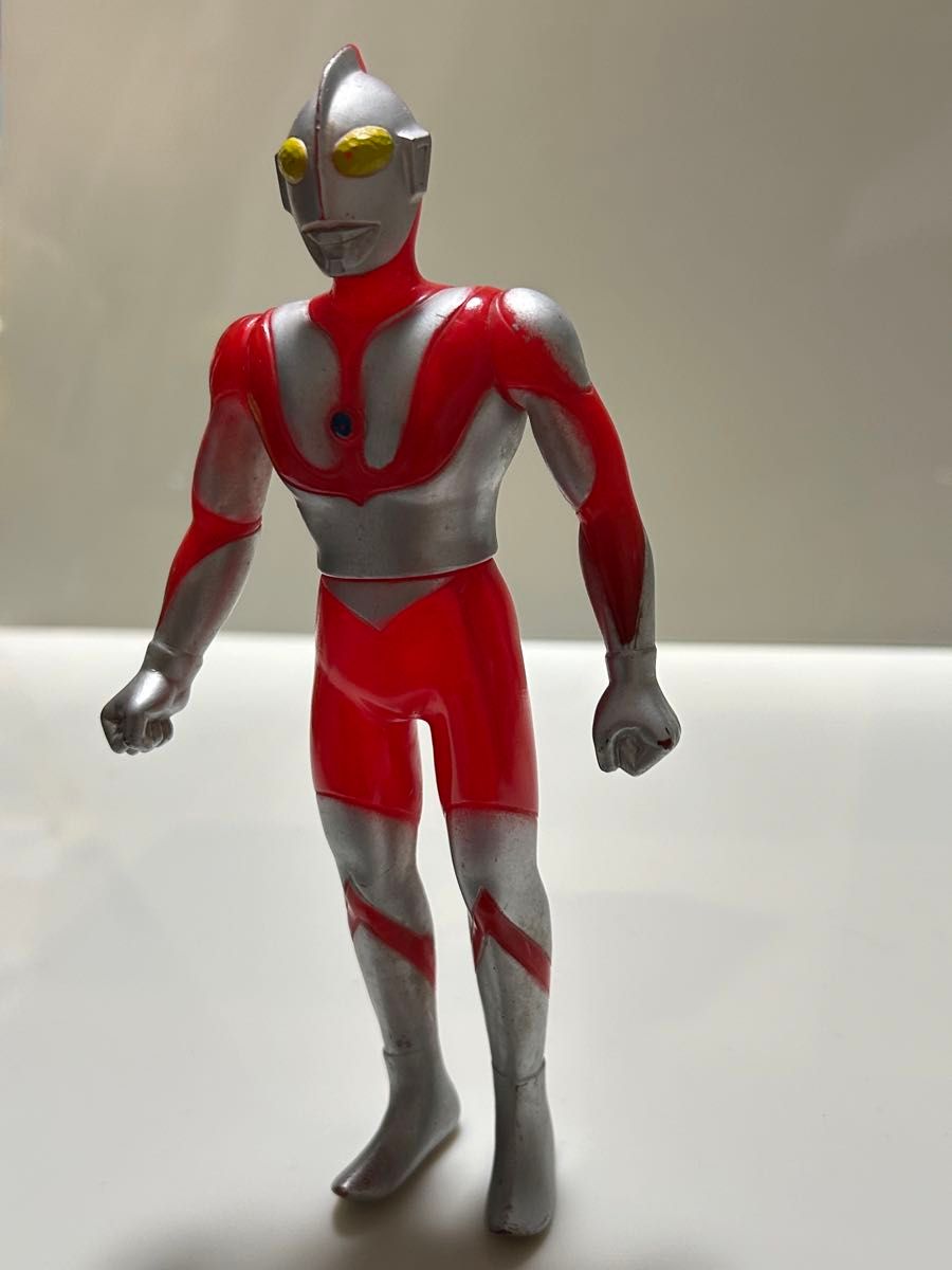 昭和レトロ 41年前1983年バンダイ製 ウルトラマンソフビ 昭和レトロ 41年前1983年バンダイ製 ウルトラマンソフビ