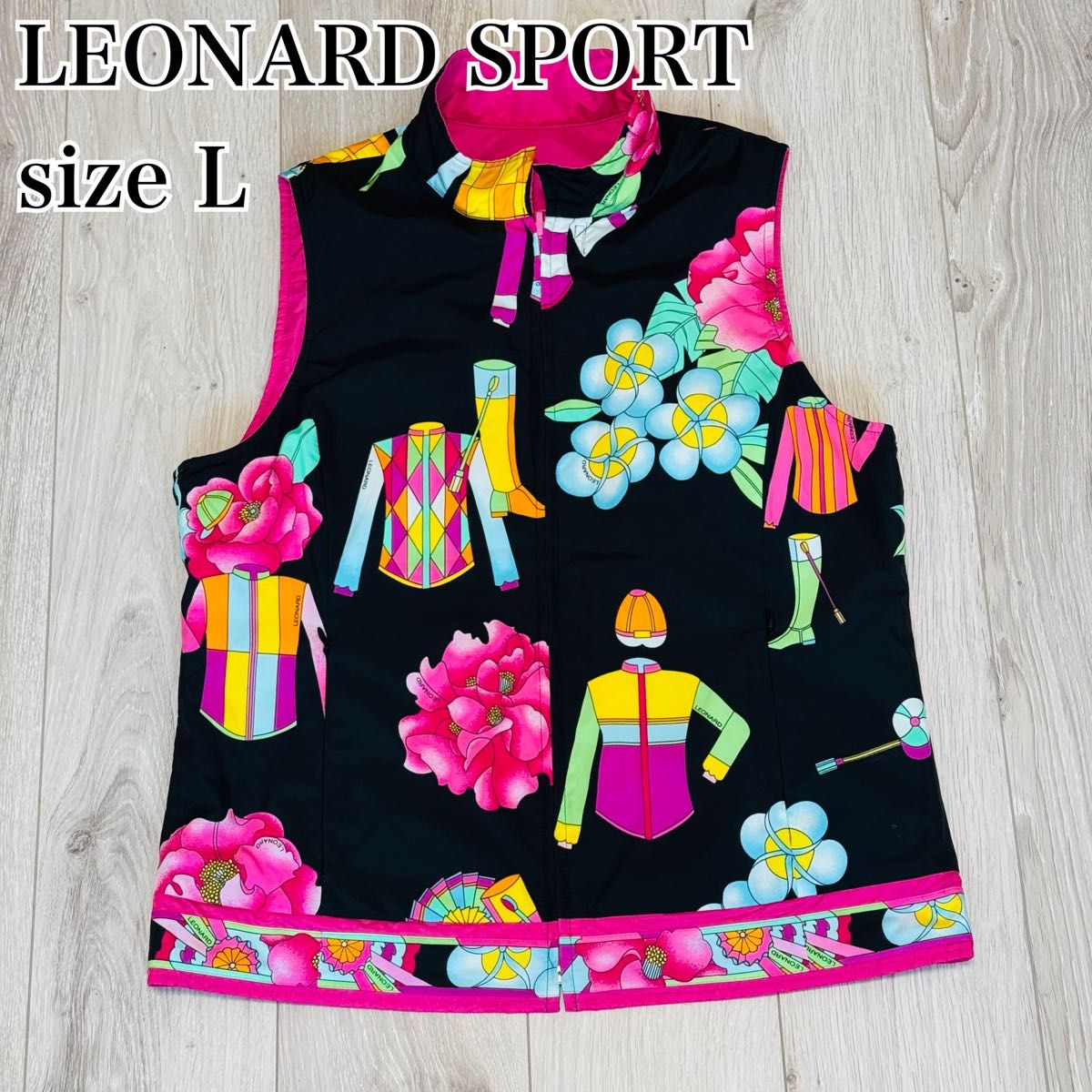 LEONARD - 美品 レオナール リバーシブルベスト トリム 花柄 LEONARD - 美品 レオナール リバーシブルベスト トリム 花柄