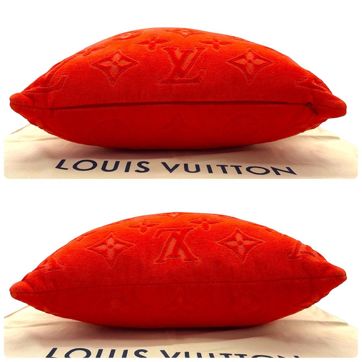 超極美品】使用感少 LOUIS VUITTON ルイヴィトン クッション LV 超極美品】使用感少 LOUIS VUITTON ルイヴィトン クッション LV