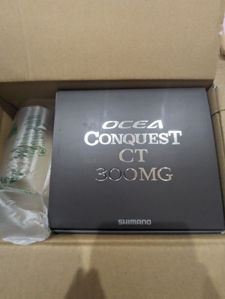 シマノ 24オシアコンクエストCT300MG 右ハンドル 新品未開封 シマノ 24オシアコンクエストCT300MG 右ハンドル 新品未開封