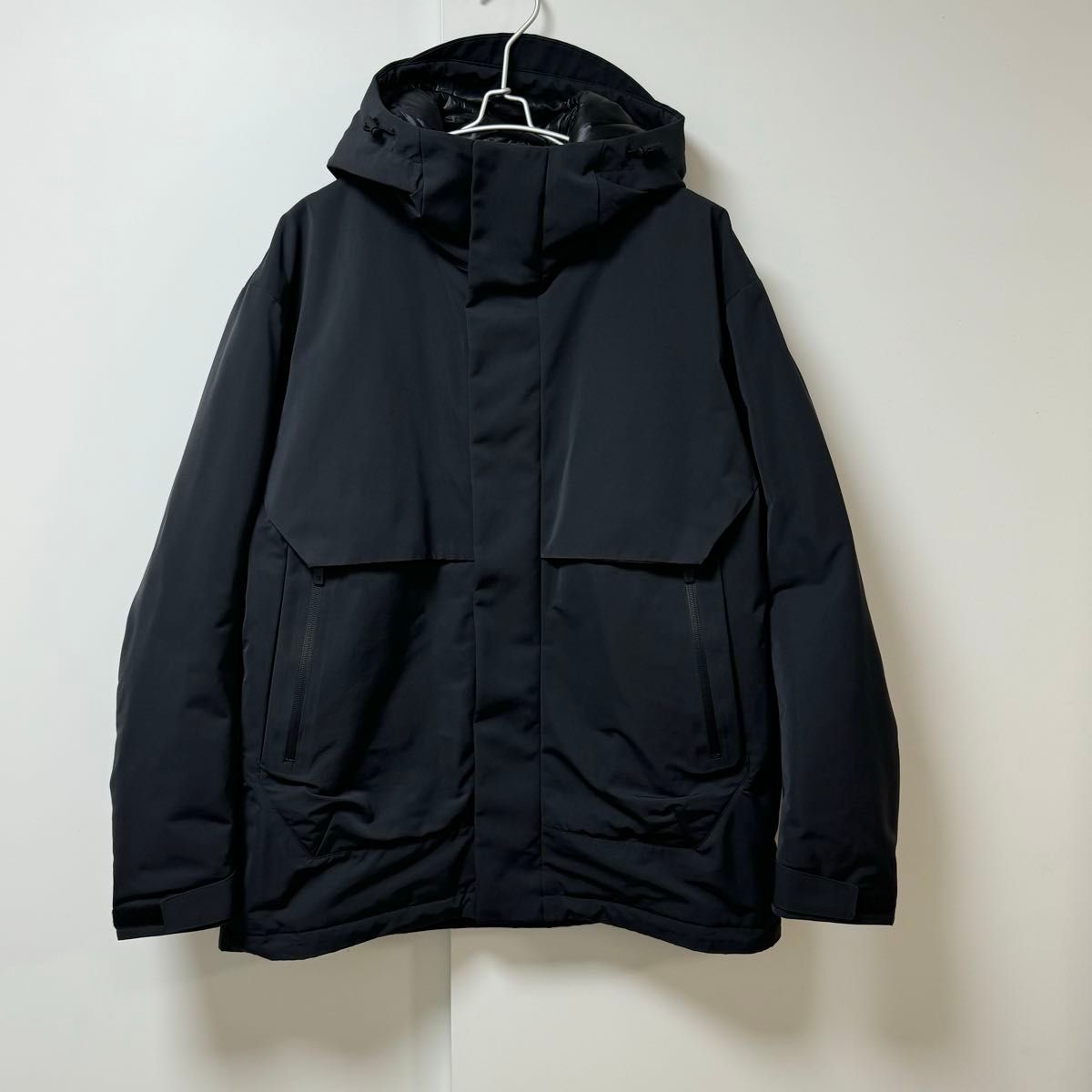 UNIQLO +J / ハイブリッドダウンオーバーサイズパーカ M L寄りの UNIQLO +J / ハイブリッドダウンオーバーサイズパーカ M L寄りの
