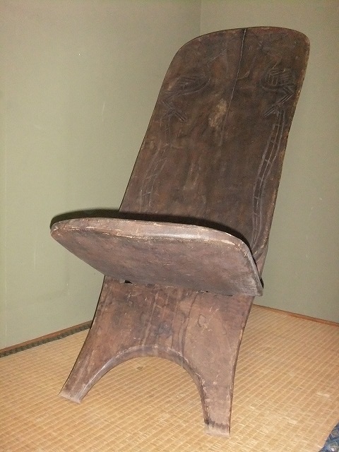アフリカの風 コートジボワール バウレ族・ジェラ族 合わせ椅子