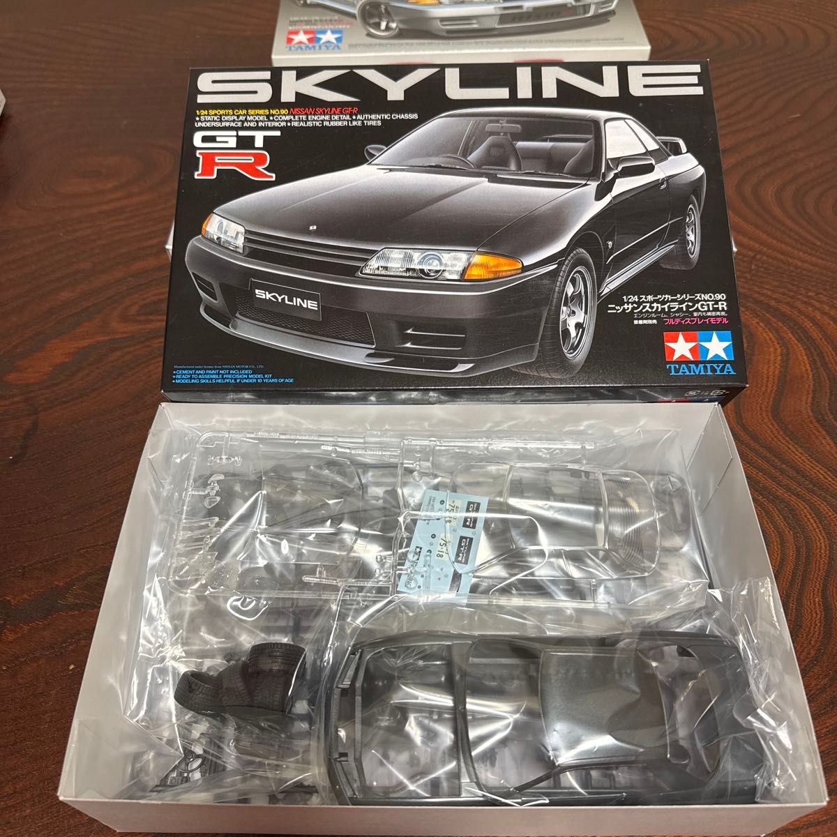 タミヤ 1/24 スカイラインGT-R(R32 R32NISMO R34Zチューン タミヤ 1/24 スカイラインGT-R(R32 R32NISMO R34Zチューン