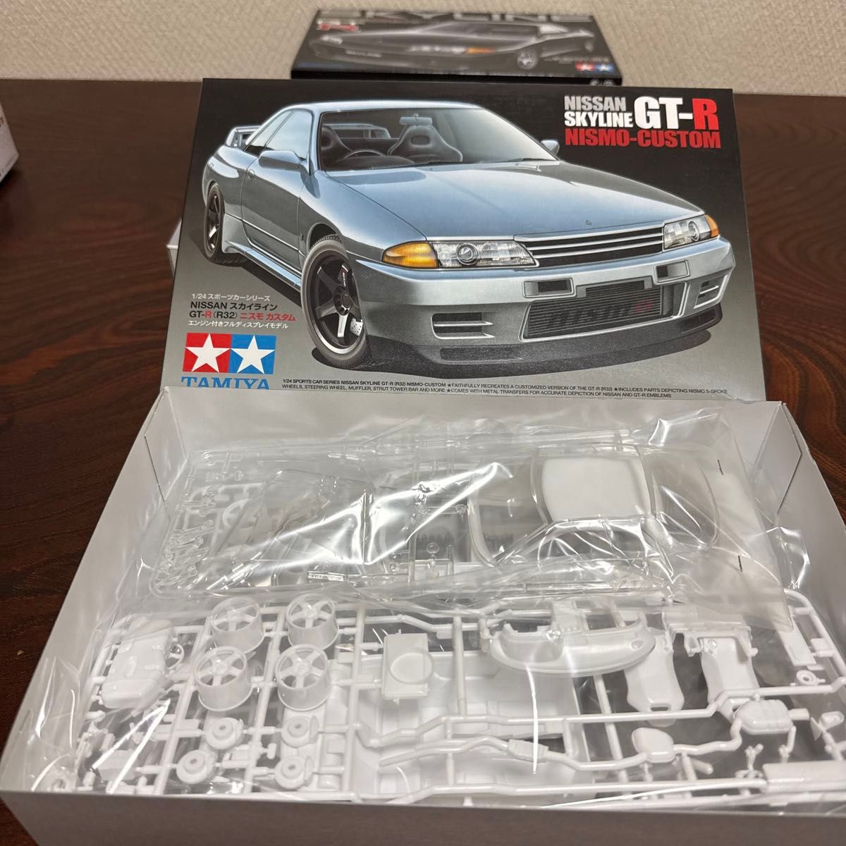 タミヤ 1/24 スカイラインGT-R(R32 R32NISMO R34Zチューン タミヤ 1/24 スカイラインGT-R(R32 R32NISMO R34Zチューン