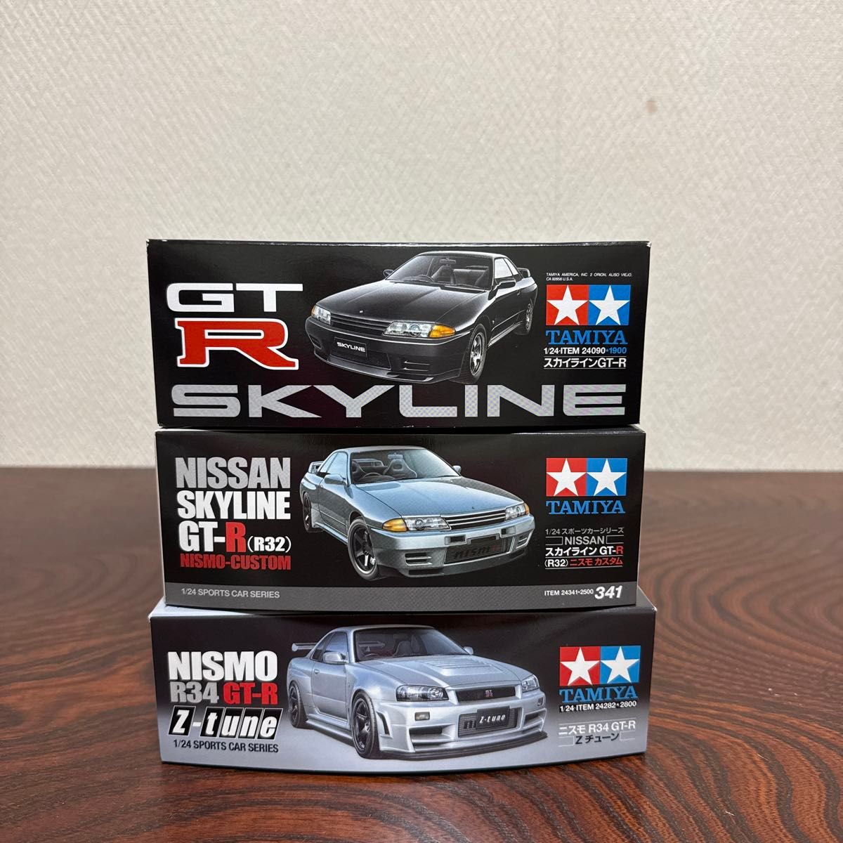 タミヤ 1/24 スカイラインGT-R(R32 R32NISMO R34Zチューン タミヤ 1/24 スカイラインGT-R(R32 R32NISMO R34Zチューン
