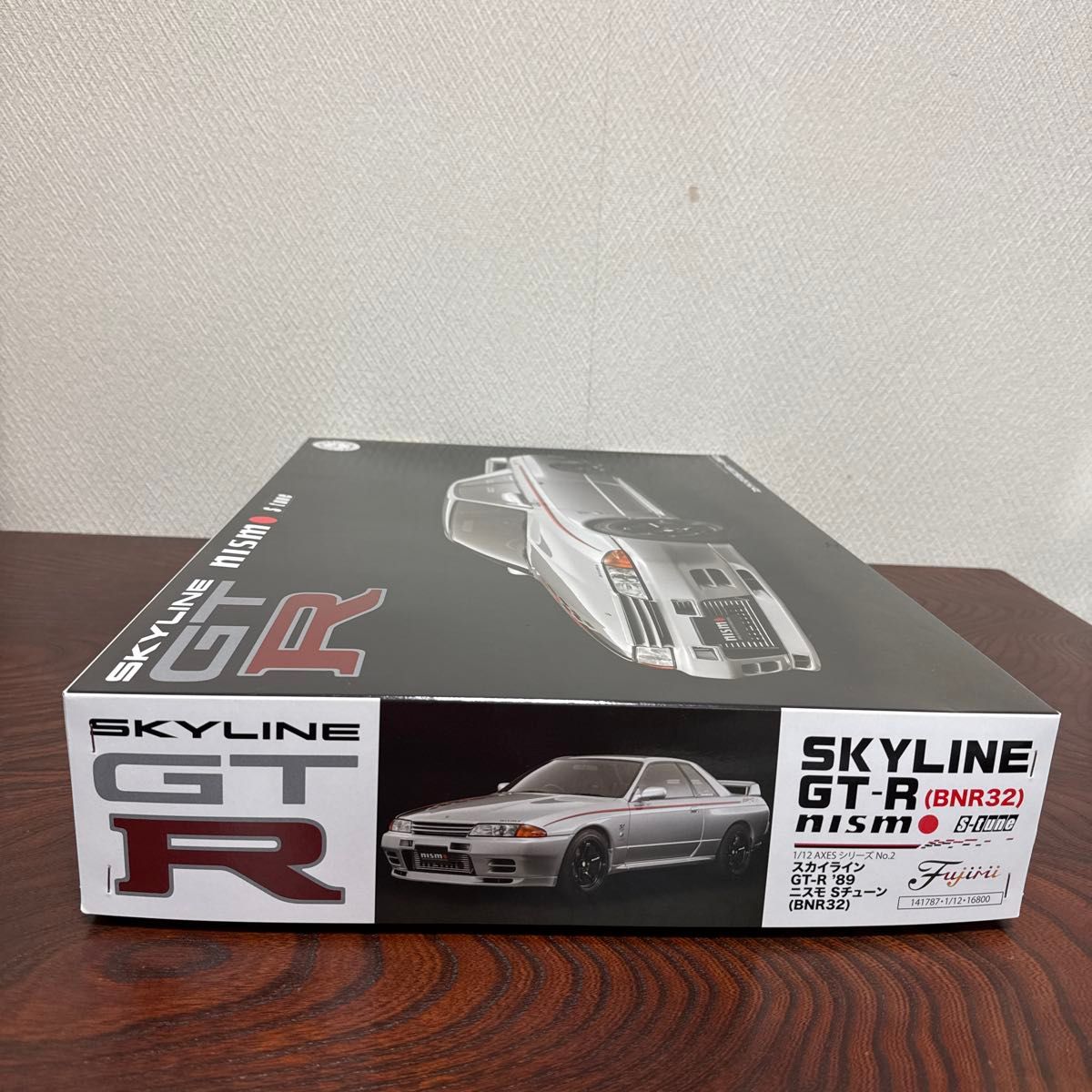 フジミ1/12 スカイラインGT-R ニスモSチューン(BNR32)ナイト フジミ1/12 スカイラインGT-R ニスモSチューン(BNR32)ナイト