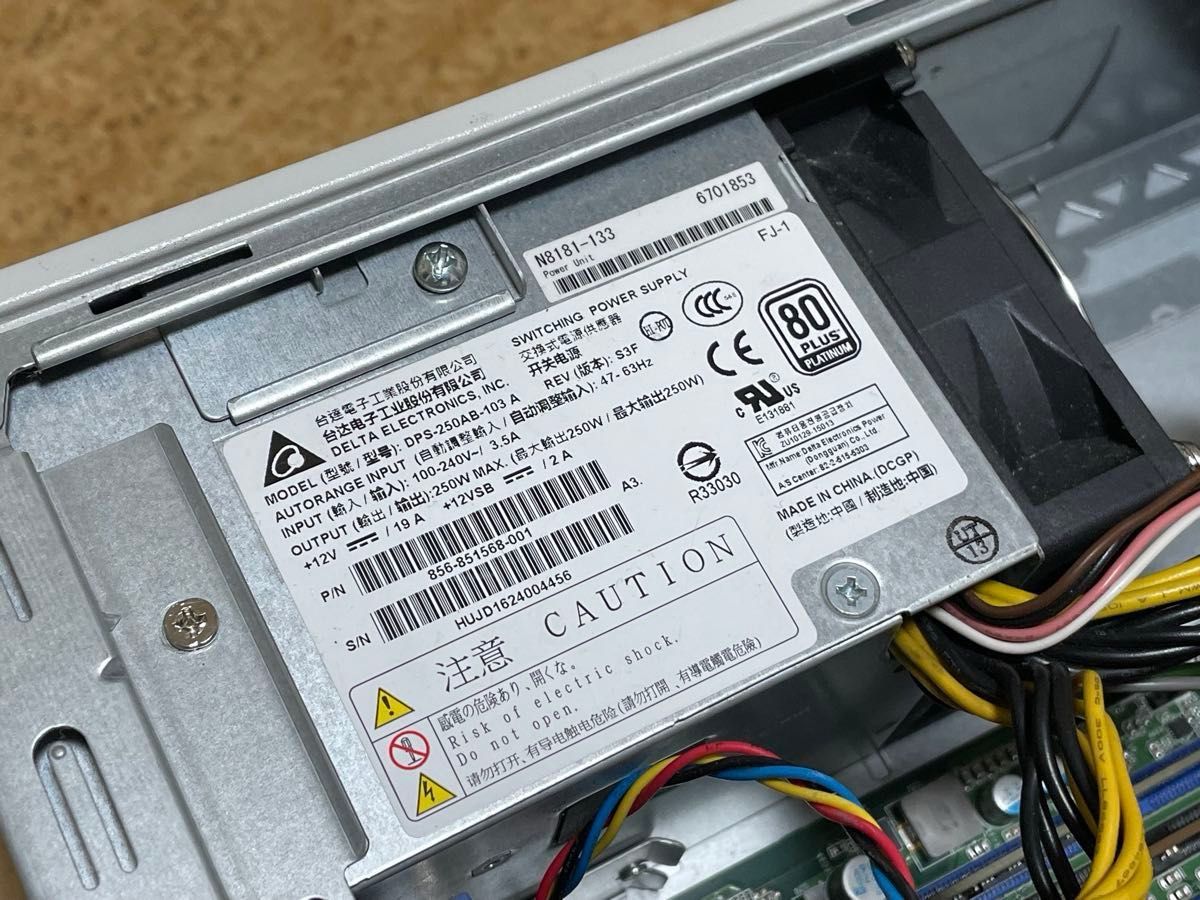 NEC iStorage NS100Ti NF8100-250S01Y Xeon E-2124 32GBメモリ NEC iStorage NS100Ti NF8100-250S01Y Xeon E-2124 32GBメモリ