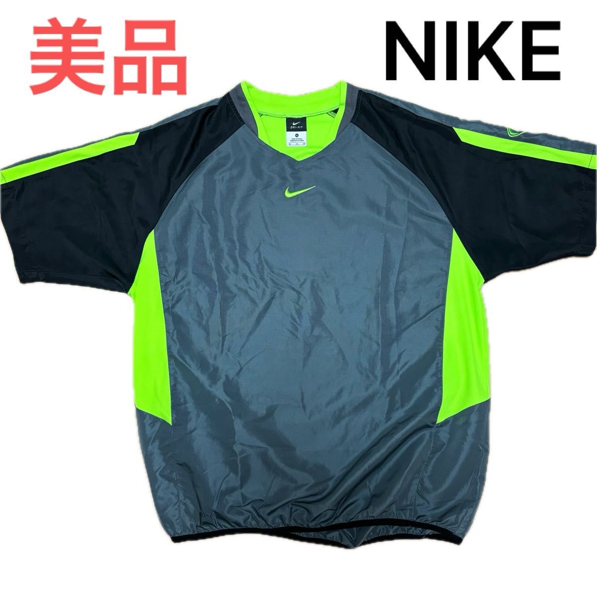 NIKE ナイキ フットボール ピステ Tシャツ センターロゴ 蛍光 NIKE ナイキ フットボール ピステ Tシャツ センターロゴ 蛍光