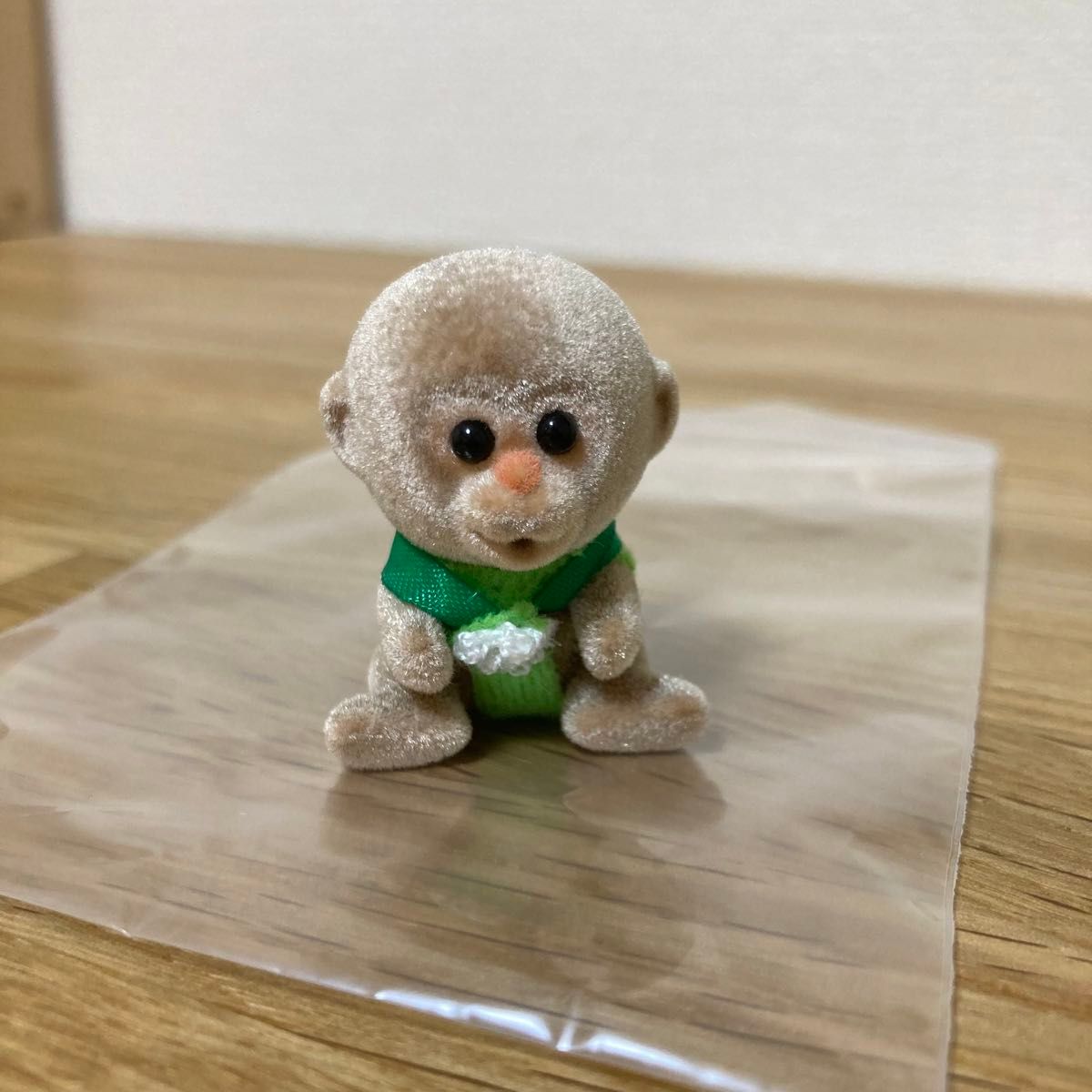 momotan1004様 シルバニアファミリー サルの赤ちゃん おすわり momotan1004様 シルバニアファミリー サルの赤ちゃん おすわり