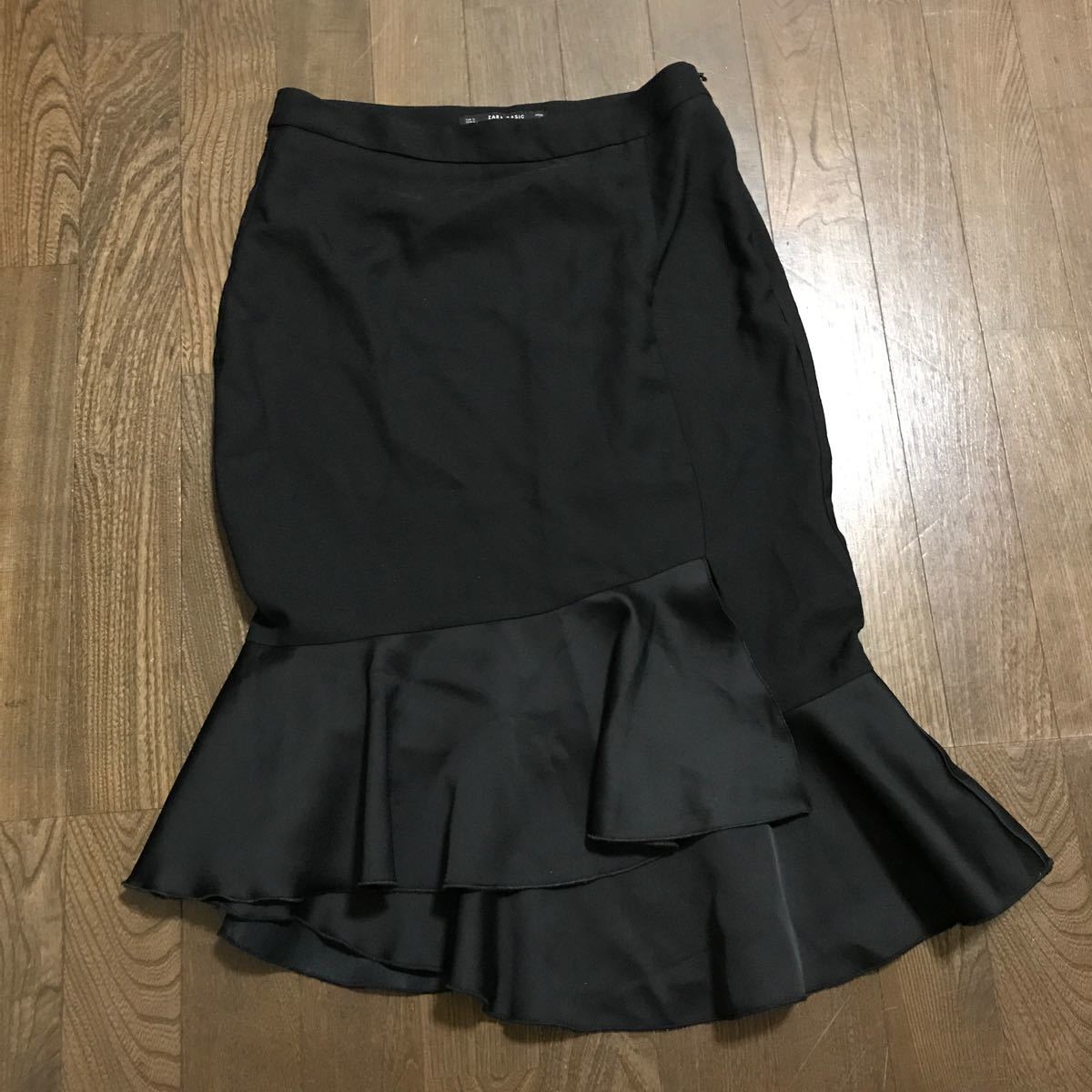 黒 異素材切り替え マーメイドスカート ZARA USA表記サイズs 黒 異素材切り替え マーメイドスカート ZARA USA表記サイズs