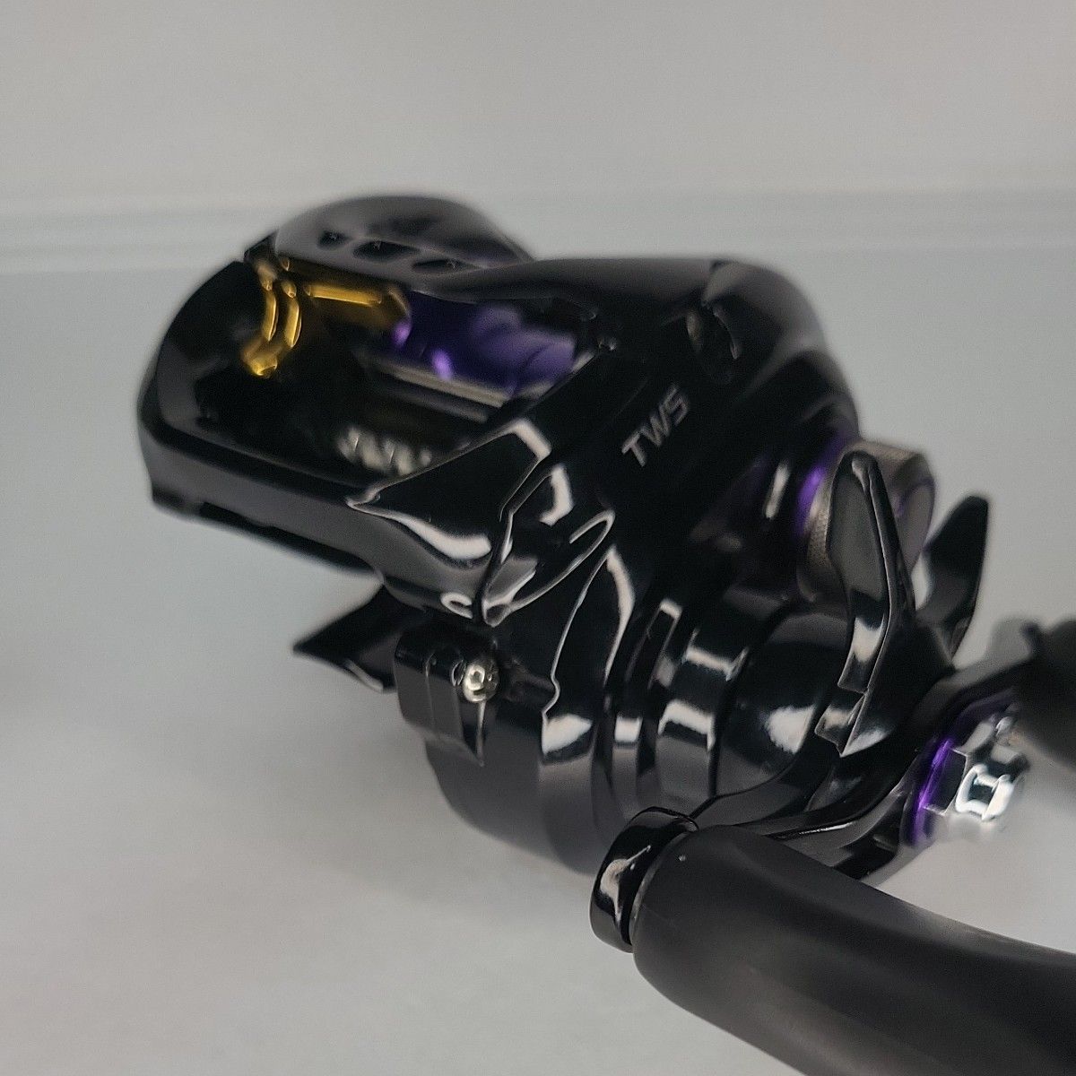 ダイワ タトゥーラ sv tw slpworks DAIWA ベイトリール 8 1 左 ダイワ タトゥーラ sv tw slpworks DAIWA ベイトリール 8 1 左