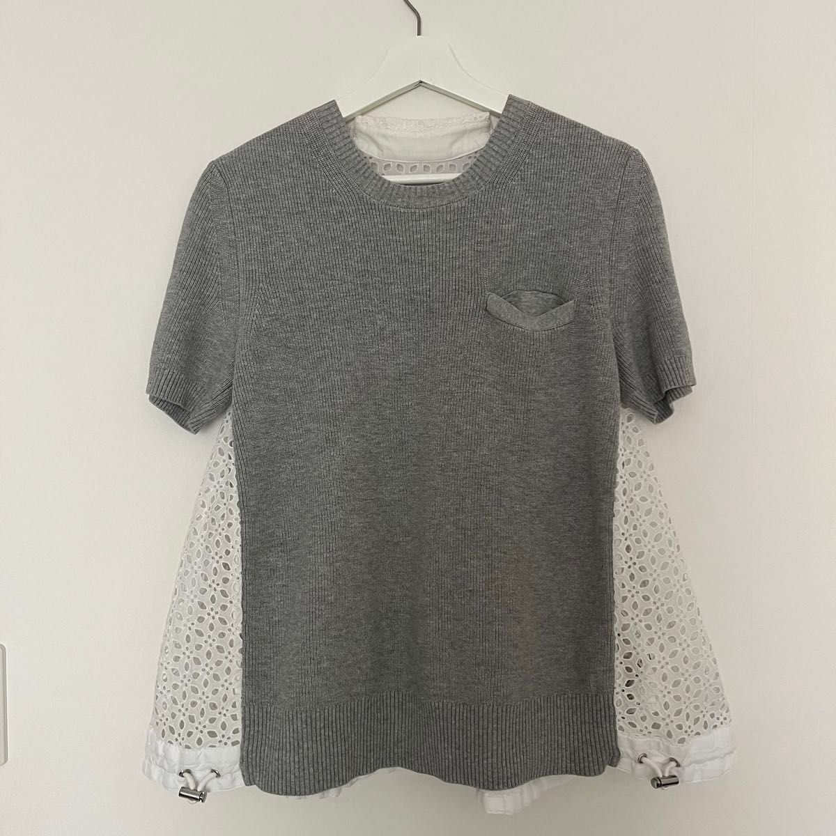 sacai グレー リブ編み デニム 半袖トップス sacai グレー リブ編み デニム 半袖トップス