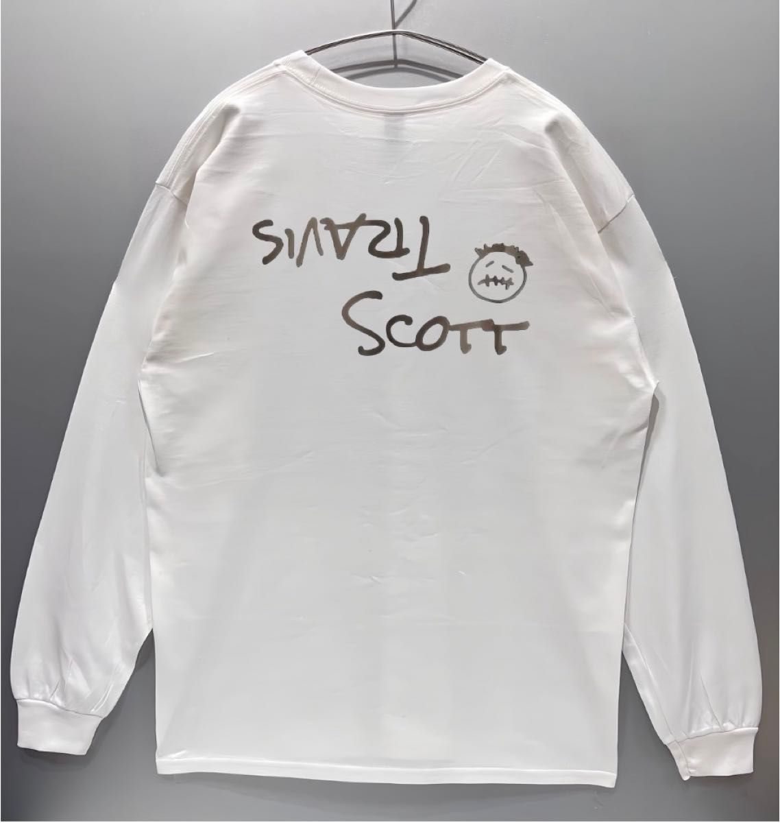 新品未使用Travis Scottトラヴィススコット ロンT 長袖Tシャツ 新品未使用Travis Scottトラヴィススコット ロンT 長袖Tシャツ