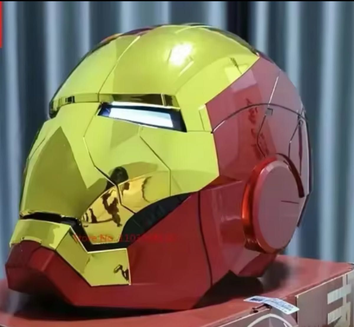 新品未使用 アイアンマン ヘルメット自動開閉 音声コントロール 新品未使用 アイアンマン ヘルメット自動開閉 音声コントロール