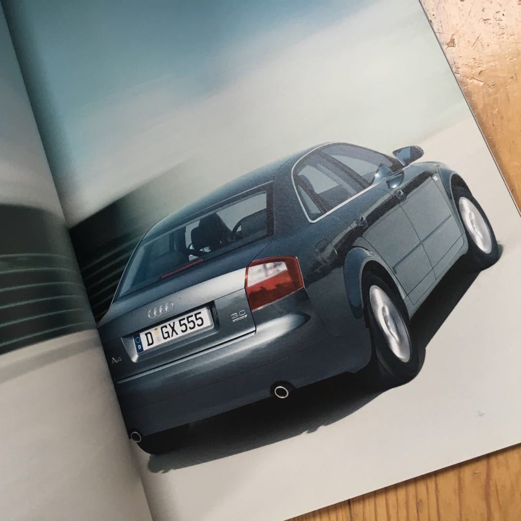 送料82円★美品 アウディAudi A4 サルーン A4　アバント 本カタログ★2004年価格表付_画像2