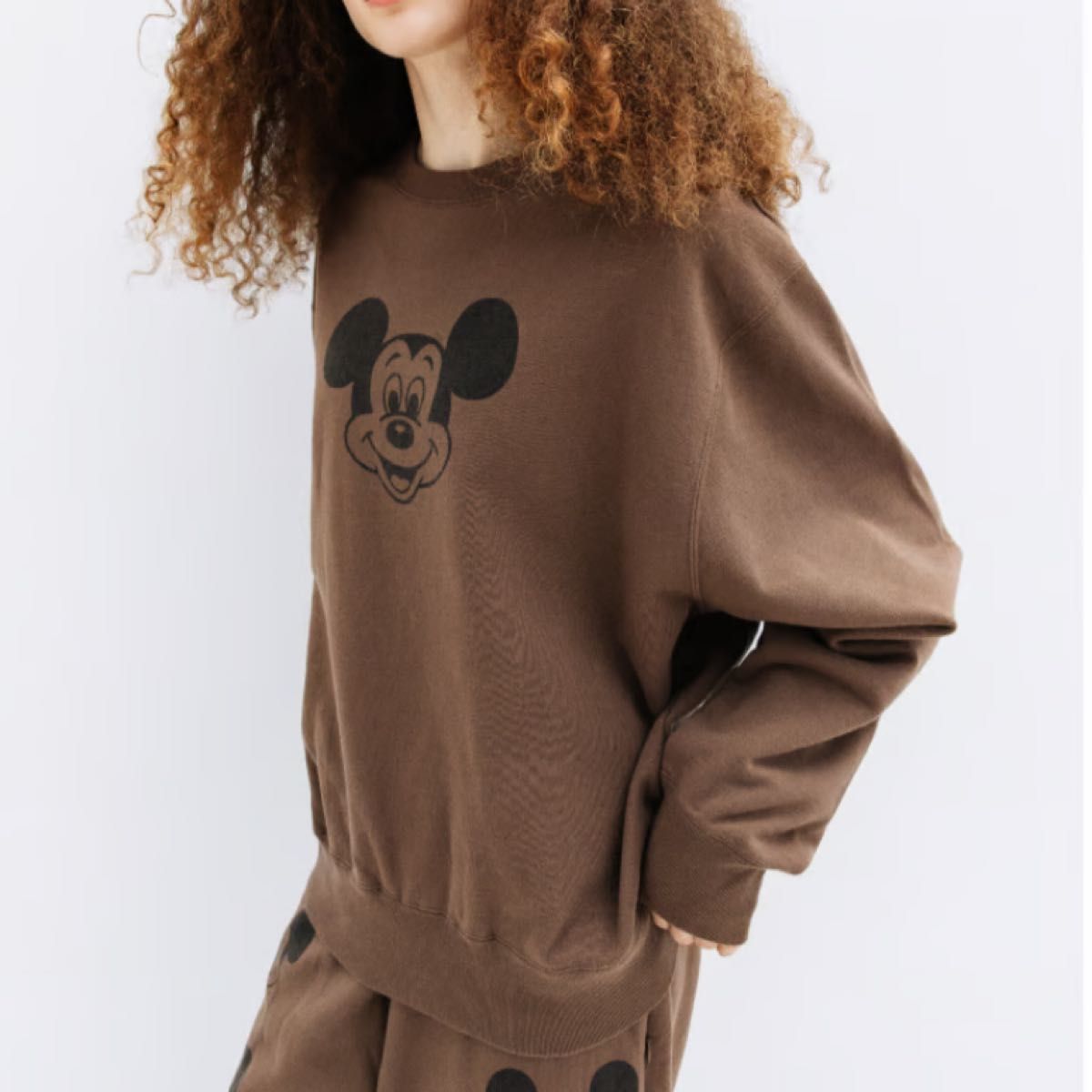 Disney collection WCJ SWEAT TOP ミッキー ブラウン 若槻千夏 Disney collection WCJ SWEAT TOP ミッキー ブラウン 若槻千夏