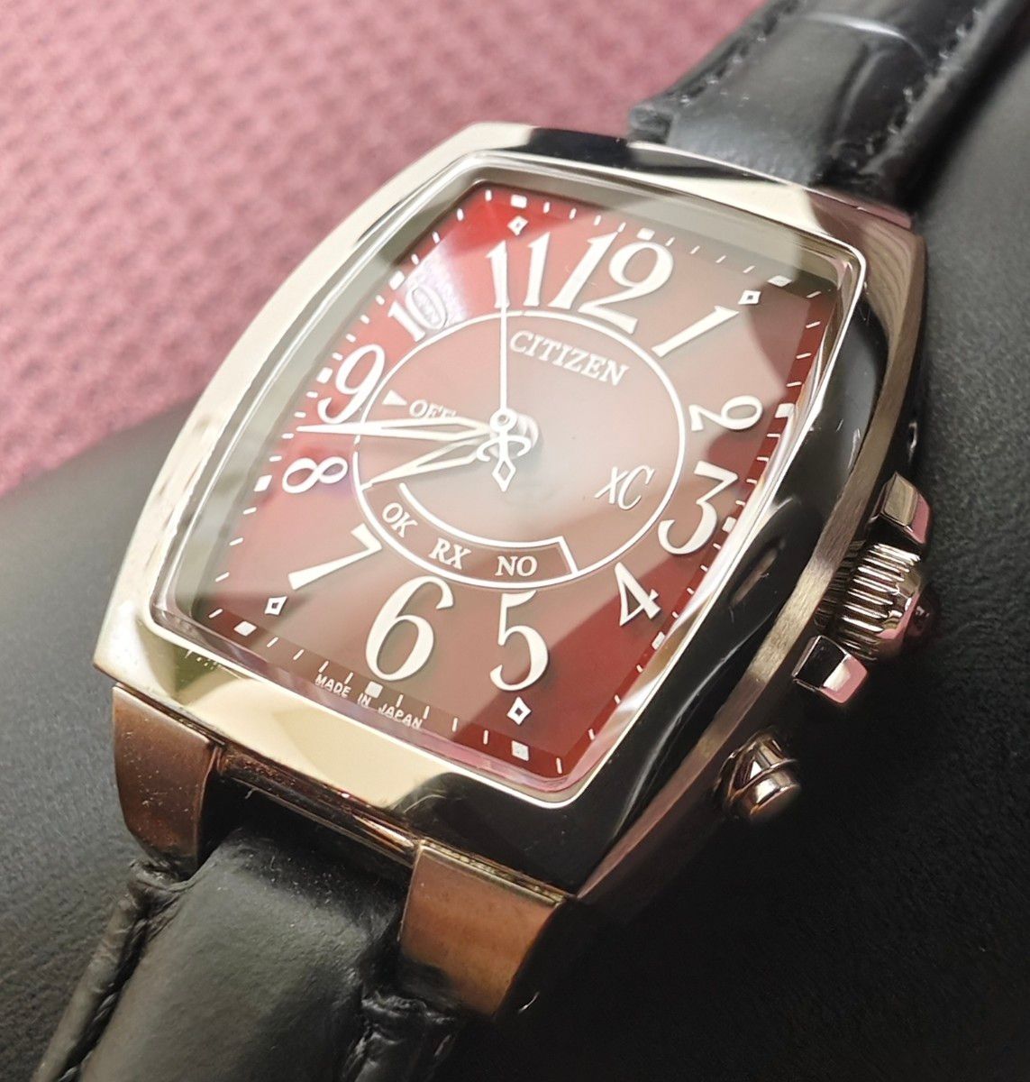 CITIZEN Xc シチズン クロスシー トノー 赤文字盤 レッド CITIZEN Xc シチズン クロスシー トノー 赤文字盤 レッド