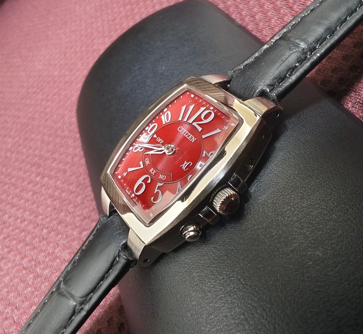 CITIZEN Xc シチズン クロスシー トノー 赤文字盤 レッド CITIZEN Xc シチズン クロスシー トノー 赤文字盤 レッド