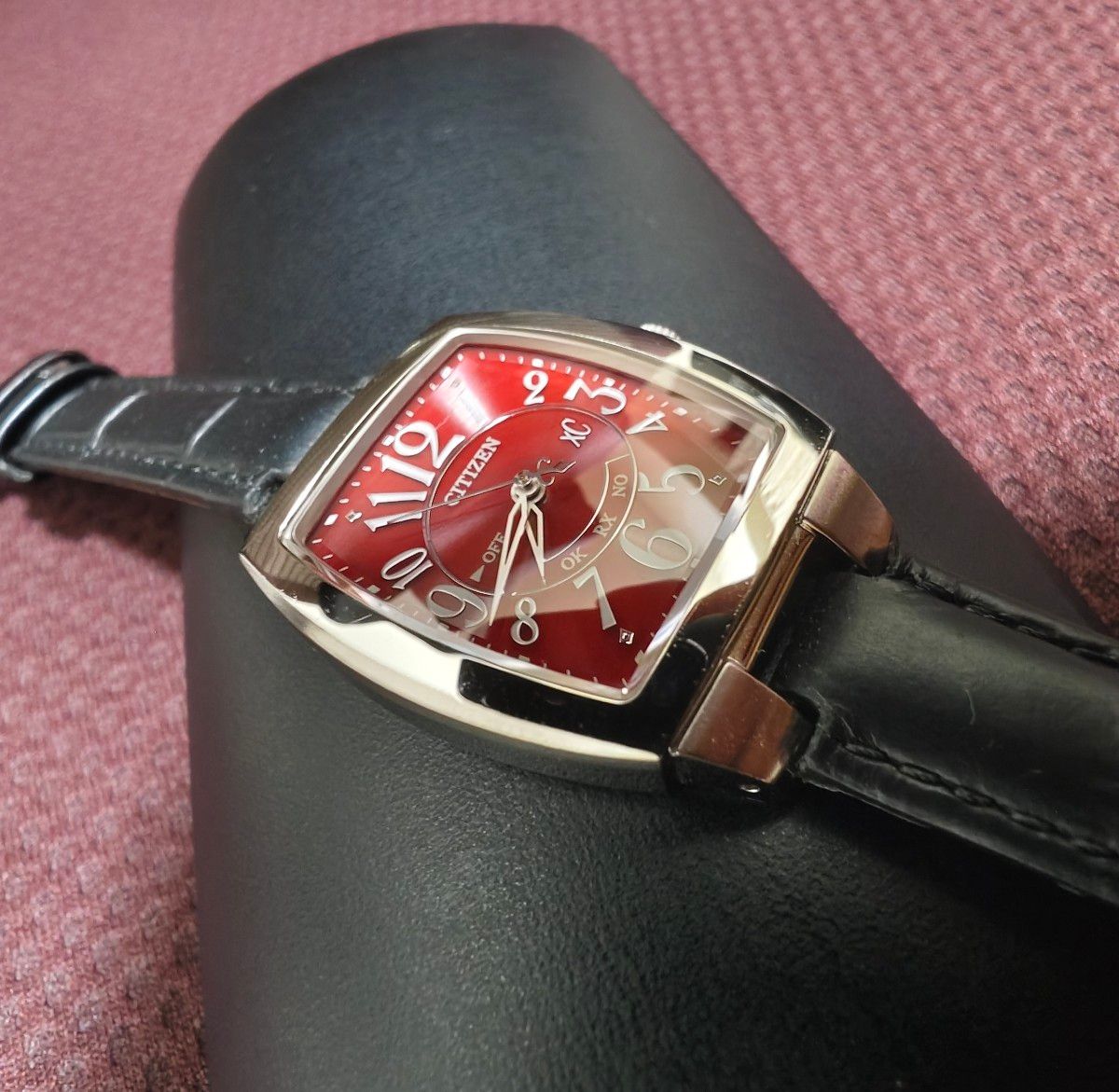 CITIZEN Xc シチズン クロスシー トノー 赤文字盤 レッド CITIZEN Xc シチズン クロスシー トノー 赤文字盤 レッド