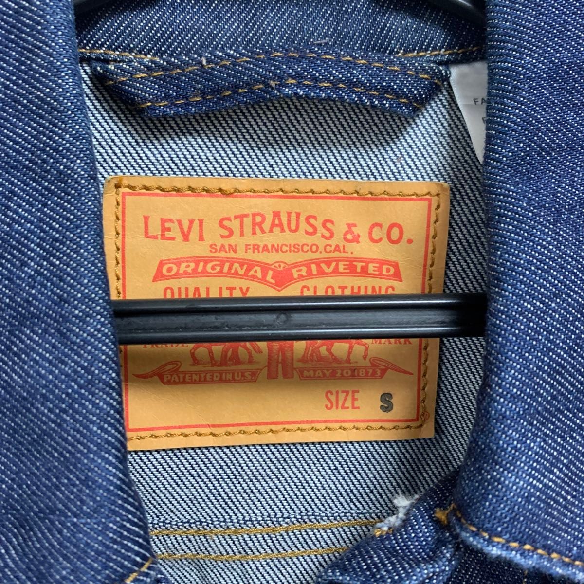 美品】LEVIS リーバイスデニムジャケット 【Sサイズ】ジージャン 美品】LEVIS リーバイスデニムジャケット 【Sサイズ】ジージャン