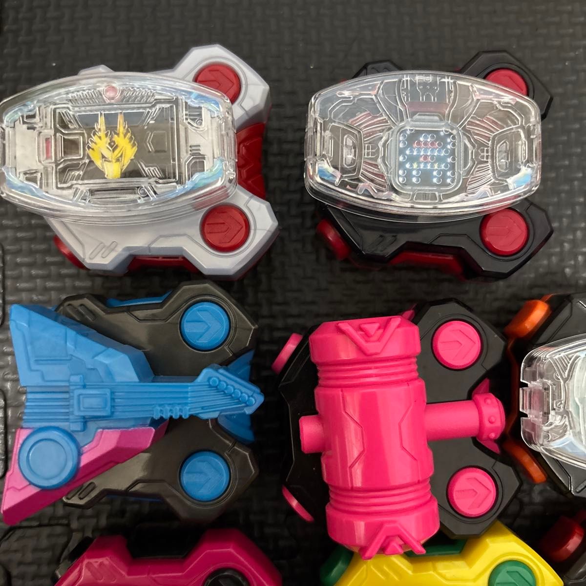 仮面ライダーギーツ レイズバックル まとめ売り バンダイ 仮面 仮面ライダーギーツ レイズバックル まとめ売り バンダイ 仮面