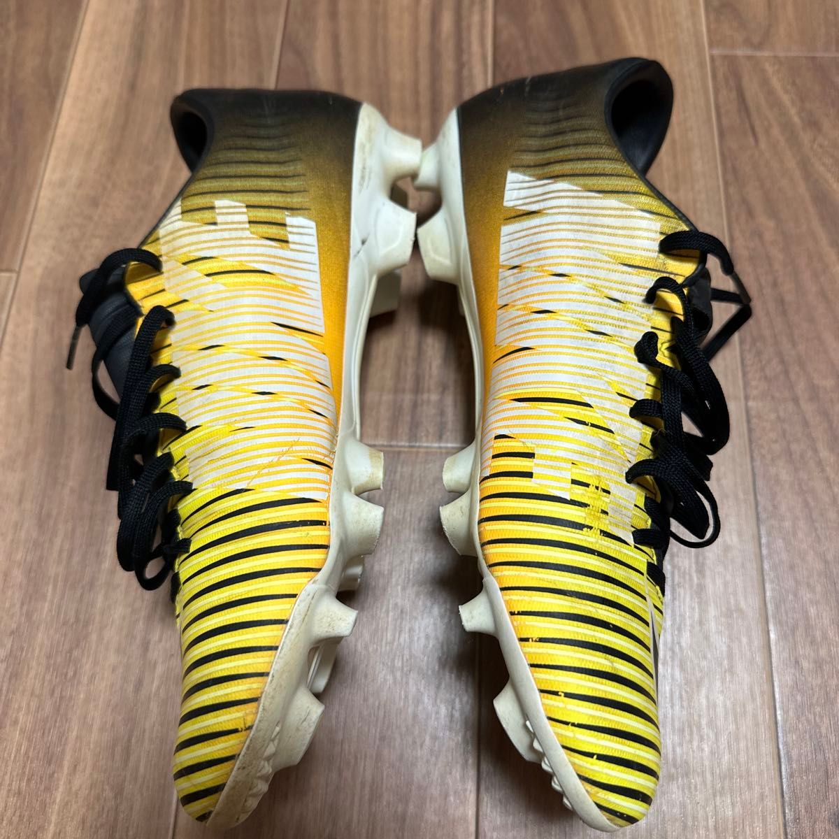 Nike マーキュリアル サッカースパイク|Yahoo!フリマ(旧PayPay Nike マーキュリアル サッカースパイク|Yahoo!フリマ(旧PayPay