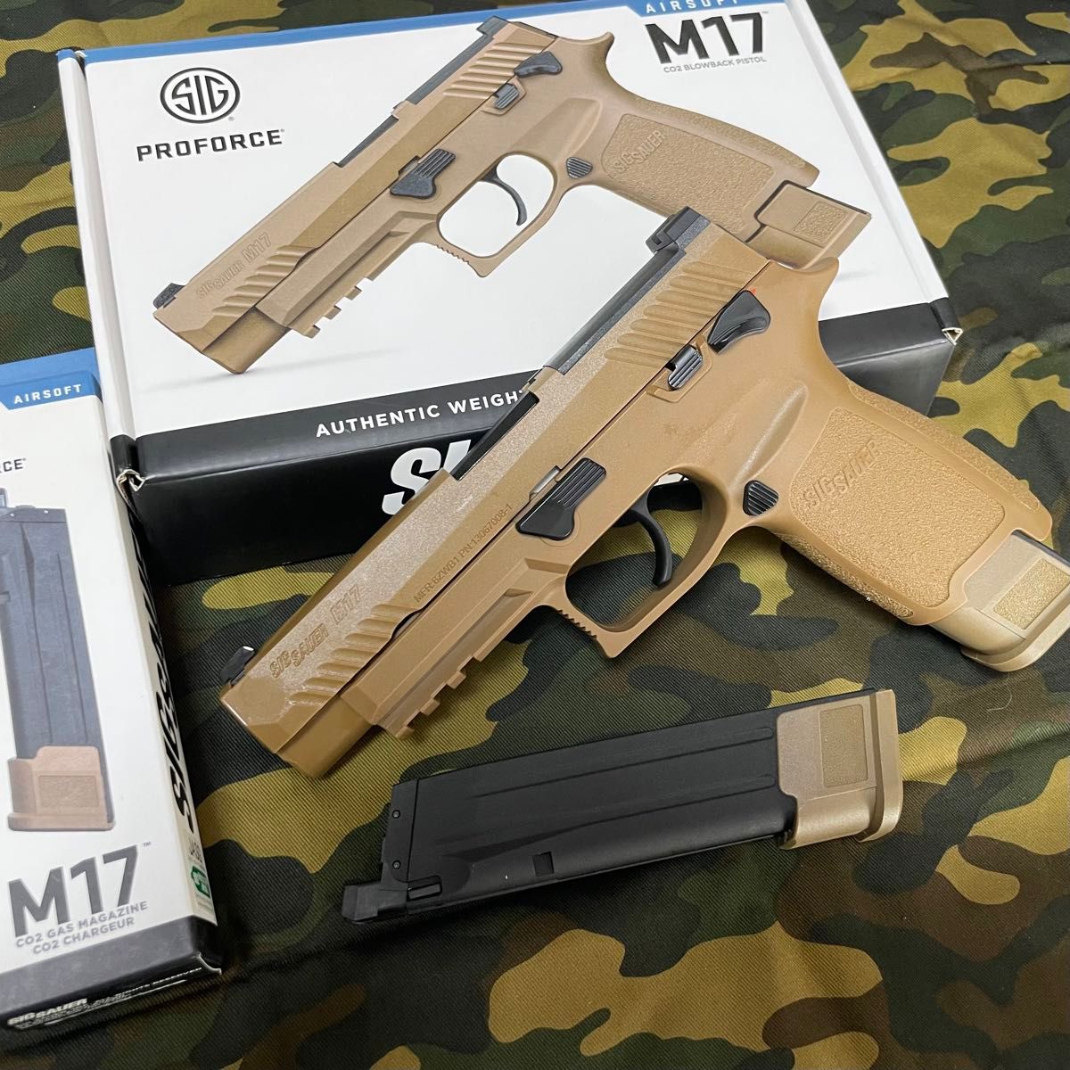 SIG SAUER M17 Co2 タン ガスブローバック ガスガン ハンドガン SIG SAUER M17 Co2 タン ガスブローバック ガスガン ハンドガン