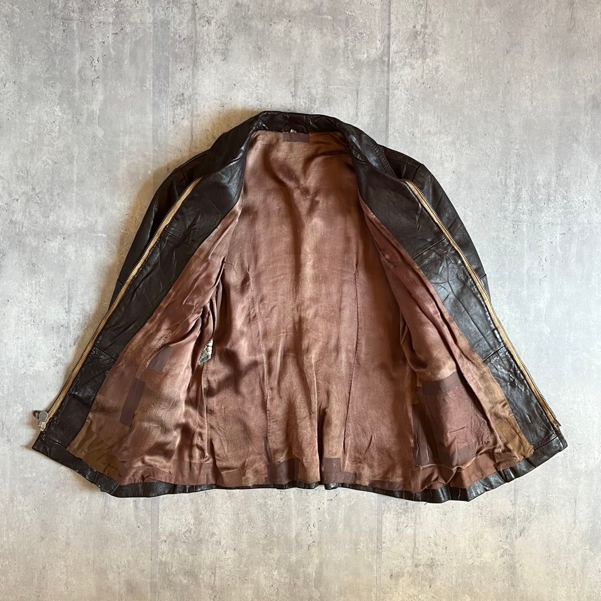 70s vintage】レザージャケット 本革 デカ襟 ヒッピー 古着 70s vintage】レザージャケット 本革 デカ襟 ヒッピー 古着