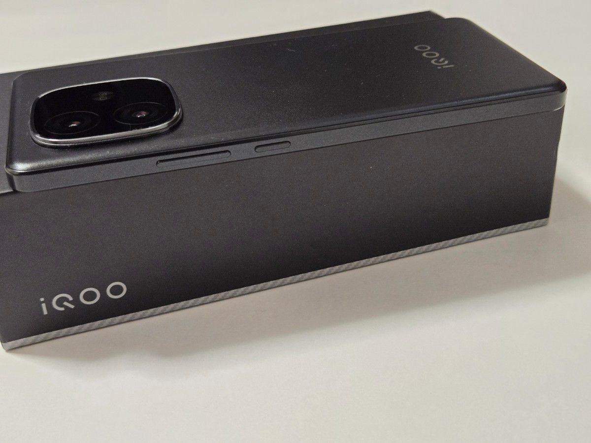 vivo iQOO Z9 Turbo 12/256GB ブラック|Yahoo!フリマ(旧PayPay vivo iQOO Z9 Turbo 12/256GB ブラック|Yahoo!フリマ(旧PayPay