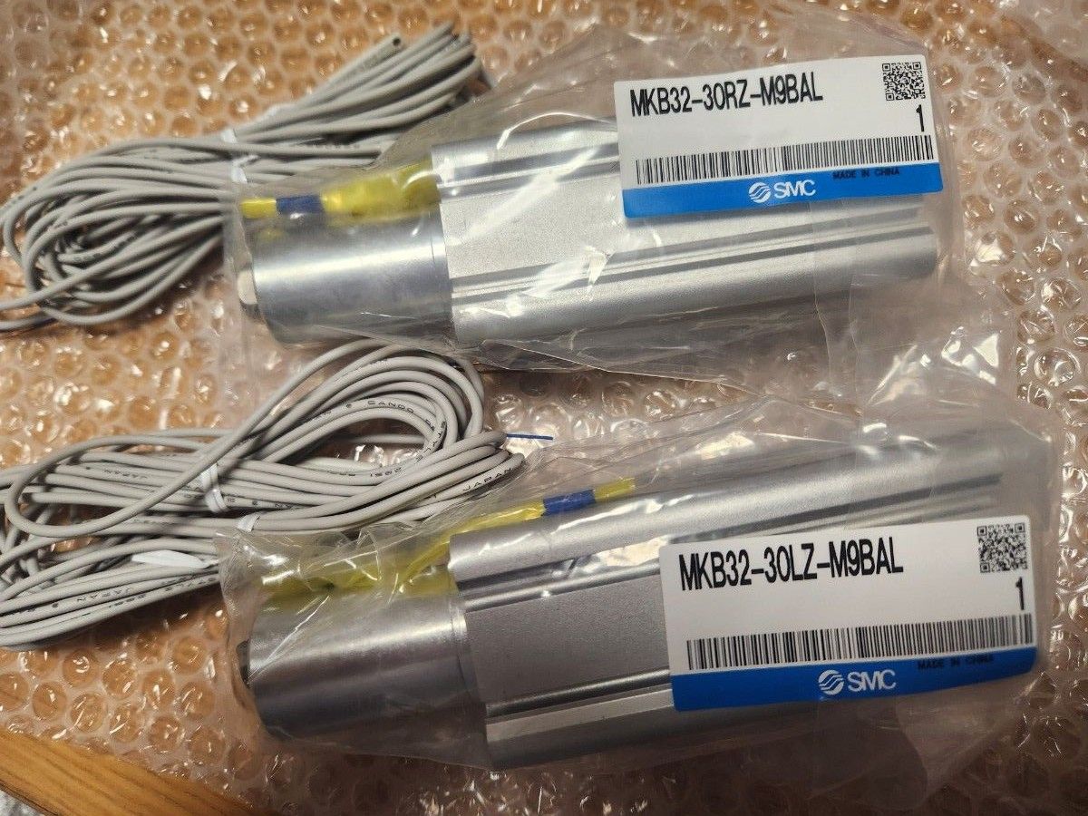 SMC MKB32-30(R/L)Z-M9BAL ロータリクランプシリンダ 左右セット