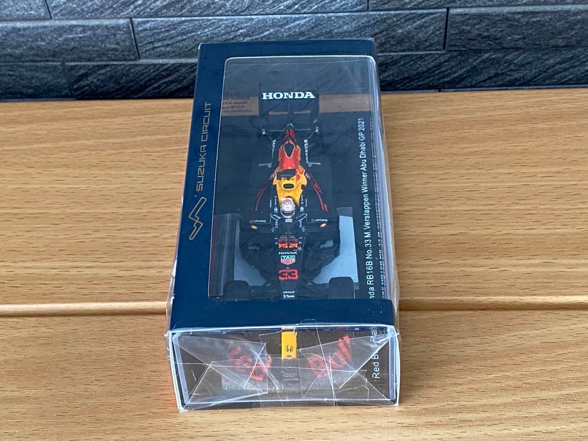 鈴鹿サーキット別注 SPARK 1/43 レッドブル RB16B M 鈴鹿サーキット別注 SPARK 1/43 レッドブル RB16B M