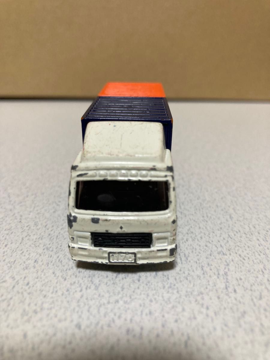 【税込?送料無料】 トミカ 三菱ふそうコンテナトラック 運搬車 たくさん運ぼう 建設車両、作業車