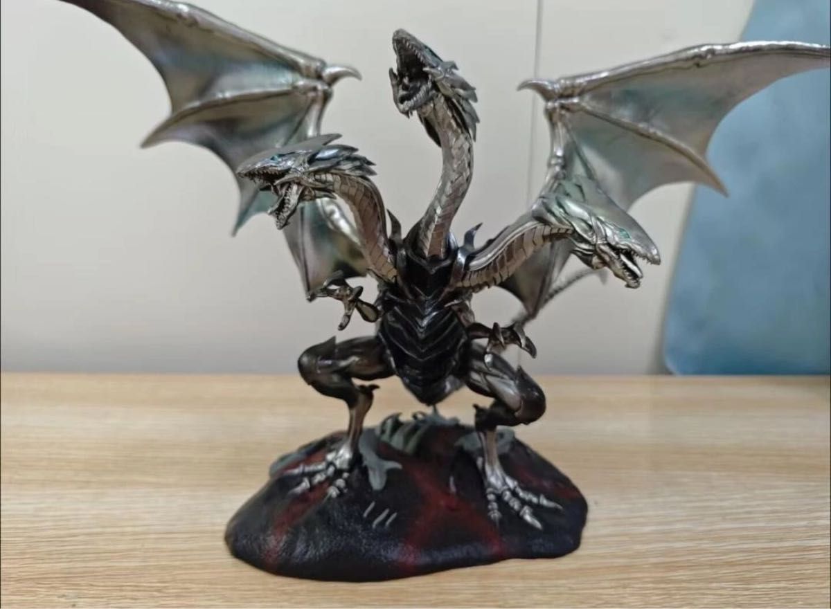遊戯王 ブルーアイズアルティメットドラゴン 青眼究極竜 遊戯王 ブルーアイズアルティメットドラゴン 青眼究極竜