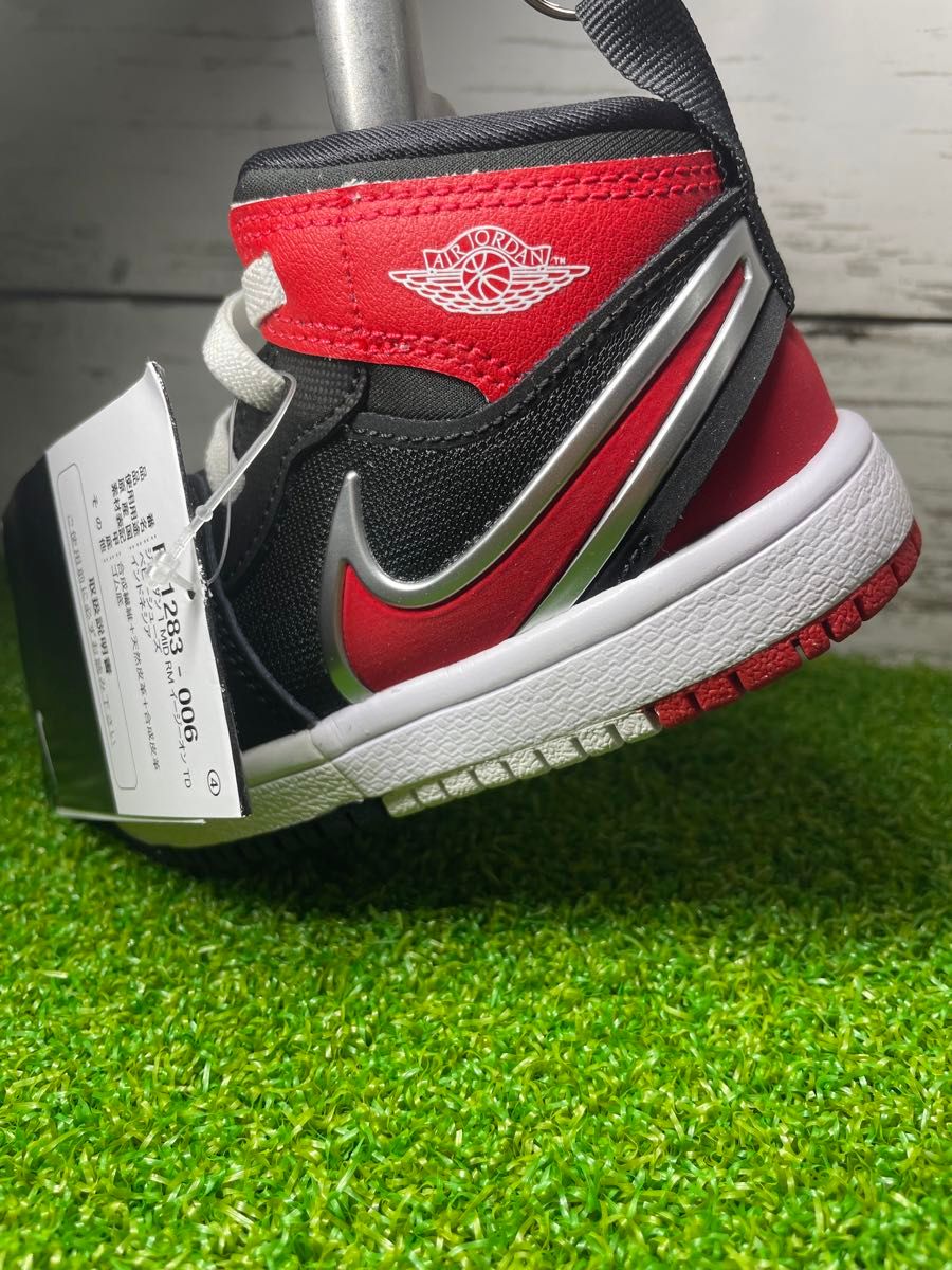 新品 超激レア スニーカー型パターカバー NIKE JORDAN 1 MID RM 新品 超激レア スニーカー型パターカバー NIKE JORDAN 1 MID RM