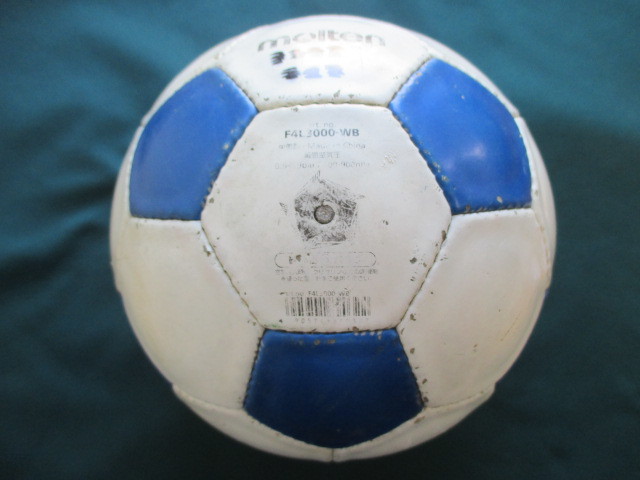 ★☆D-1222 Molten モルテン ペレーダ サッカーボール 4号球 F4L3000-WB☆★_画像3
