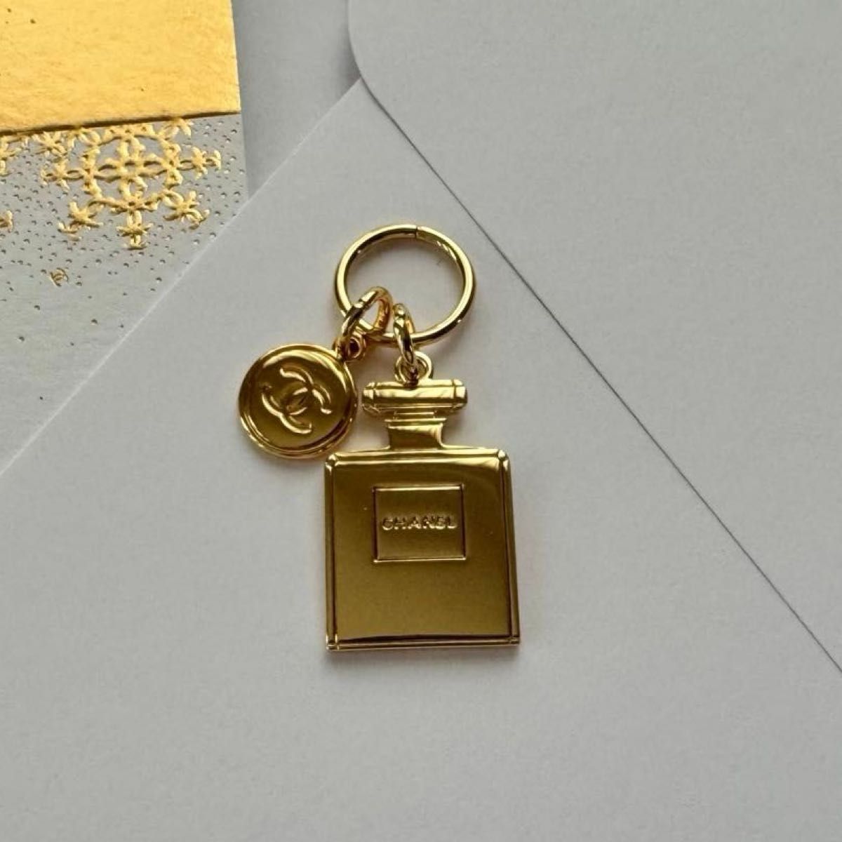 CHANEL 2024 ホリデーコレクション No 5ボトル シャネル CHANEL 2024 ホリデーコレクション No 5ボトル シャネル