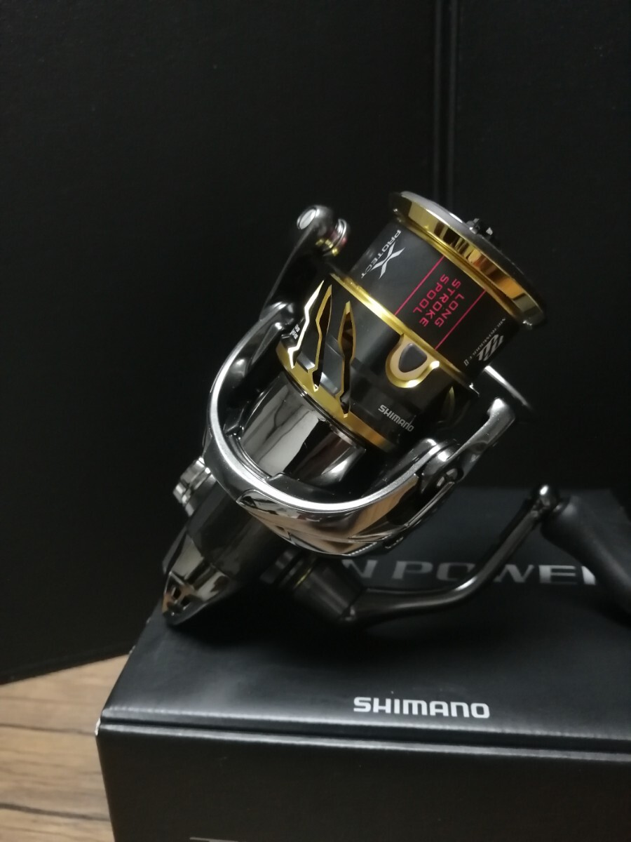 11560円 SHIMANO シマノ 20 ツインパワー 2500 SHG エギング 11560円 SHIMANO シマノ 20 ツインパワー 2500 SHG エギング