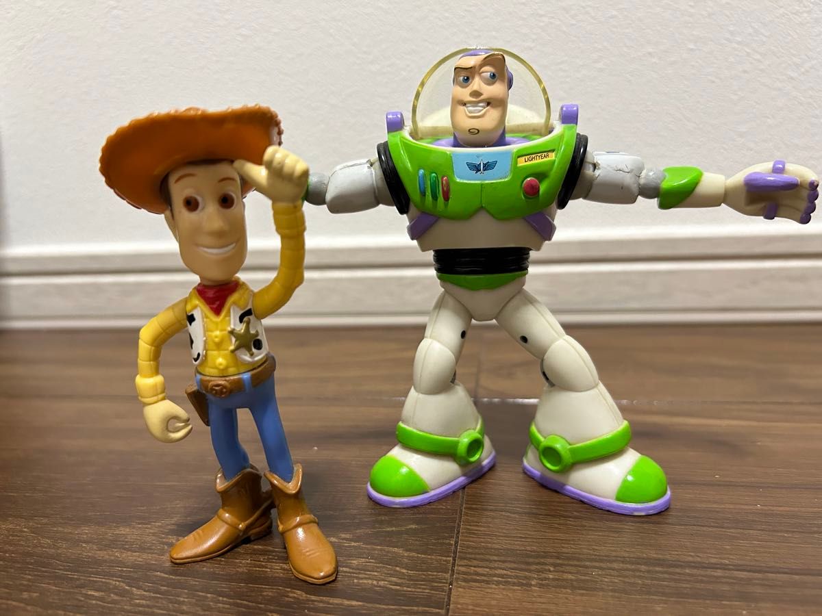 ウッディとバズ・ライトイヤー フィギュア セット|Yahoo!フリマ ウッディとバズ・ライトイヤー フィギュア セット|Yahoo!フリマ