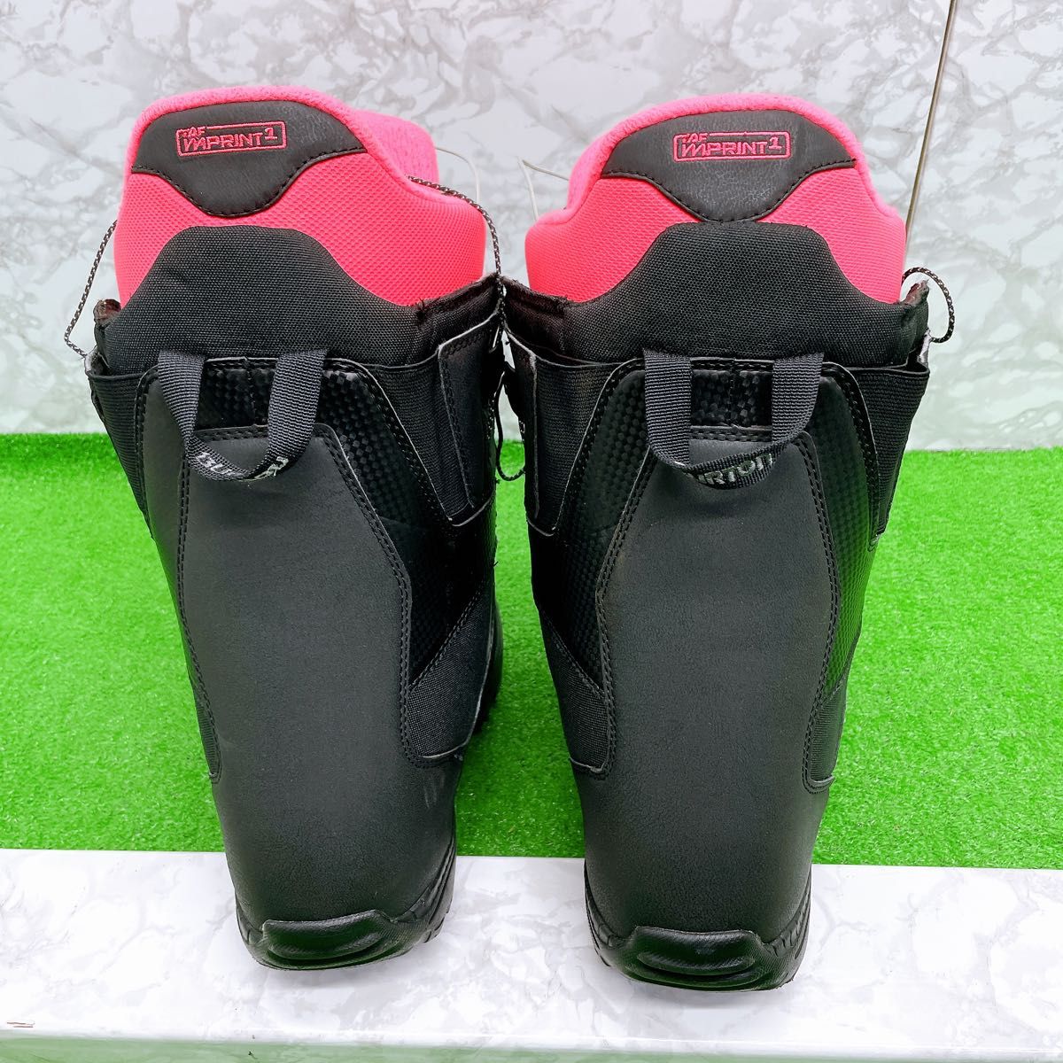 27cm バートン スノーボードブーツ 黒色×ピンク BURTON Moto 27cm バートン スノーボードブーツ 黒色×ピンク BURTON Moto