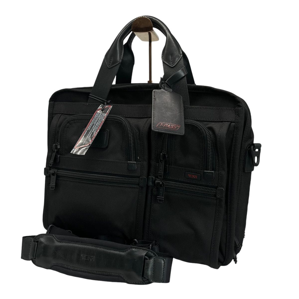 美品 タグ付き TUMI トゥミ ビジネスバッグ ブリーフケース 美品 タグ付き TUMI トゥミ ビジネスバッグ ブリーフケース