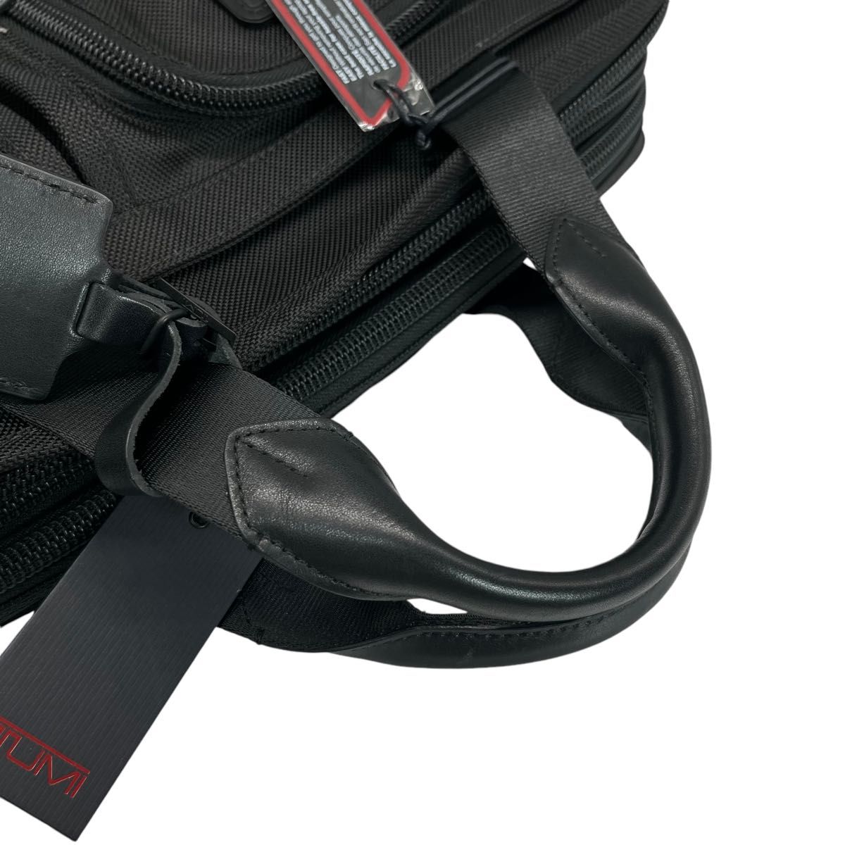 美品 タグ付き TUMI トゥミ ビジネスバッグ ブリーフケース 美品 タグ付き TUMI トゥミ ビジネスバッグ ブリーフケース