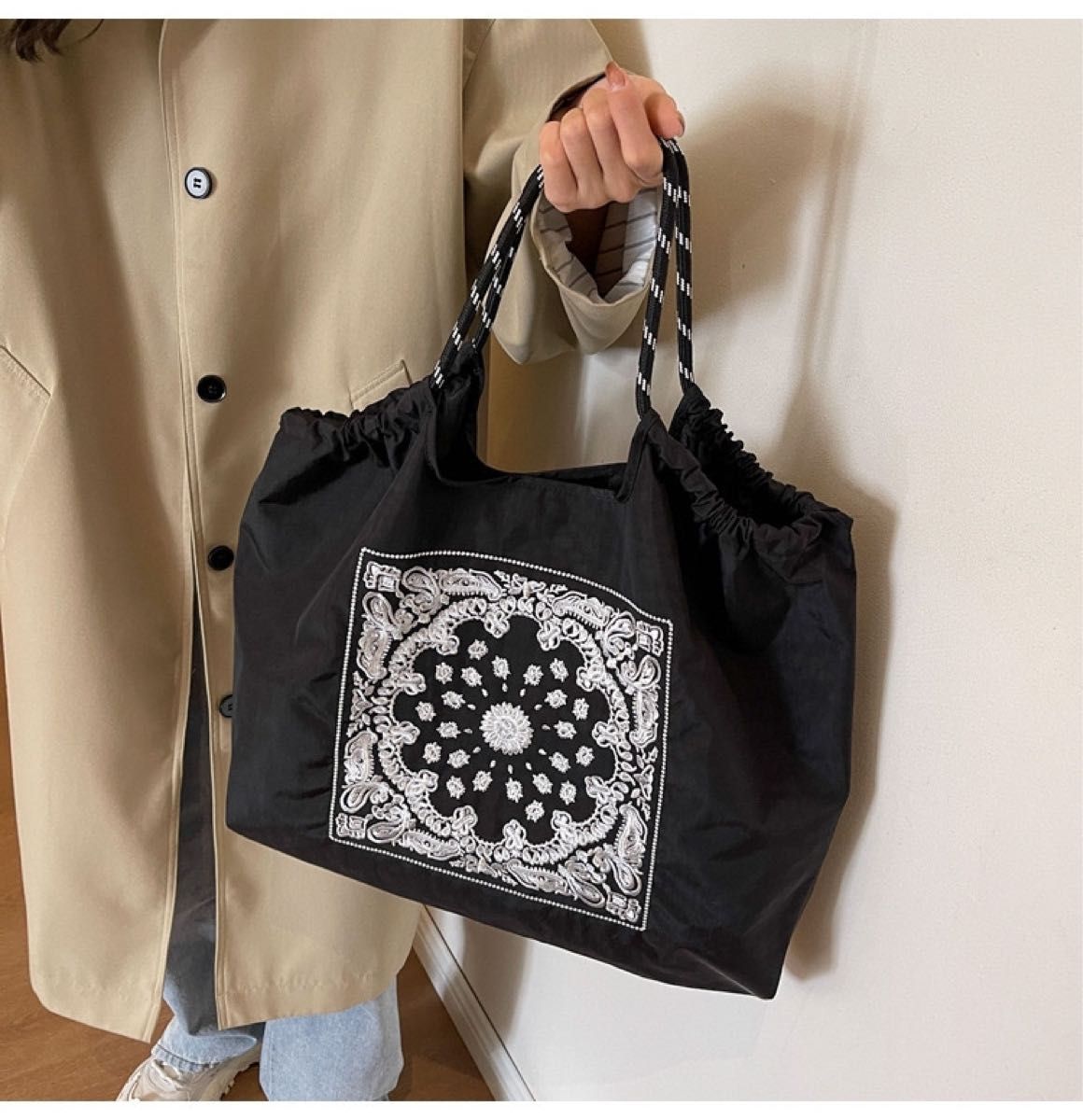 刺繍 エコバッグ バンダナ柄 ブラック 黒 韓国 トートバッグ 刺繍 エコバッグ バンダナ柄 ブラック 黒 韓国 トートバッグ