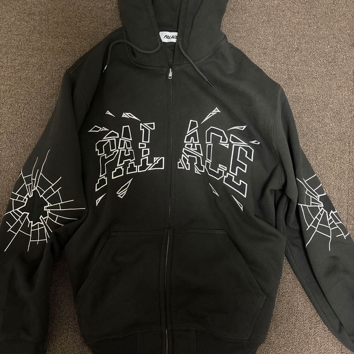 PALACE zip hoodie ジップパーカー|Yahoo!フリマ(旧PayPayフリマ) PALACE zip hoodie ジップパーカー|Yahoo!フリマ(旧PayPayフリマ)
