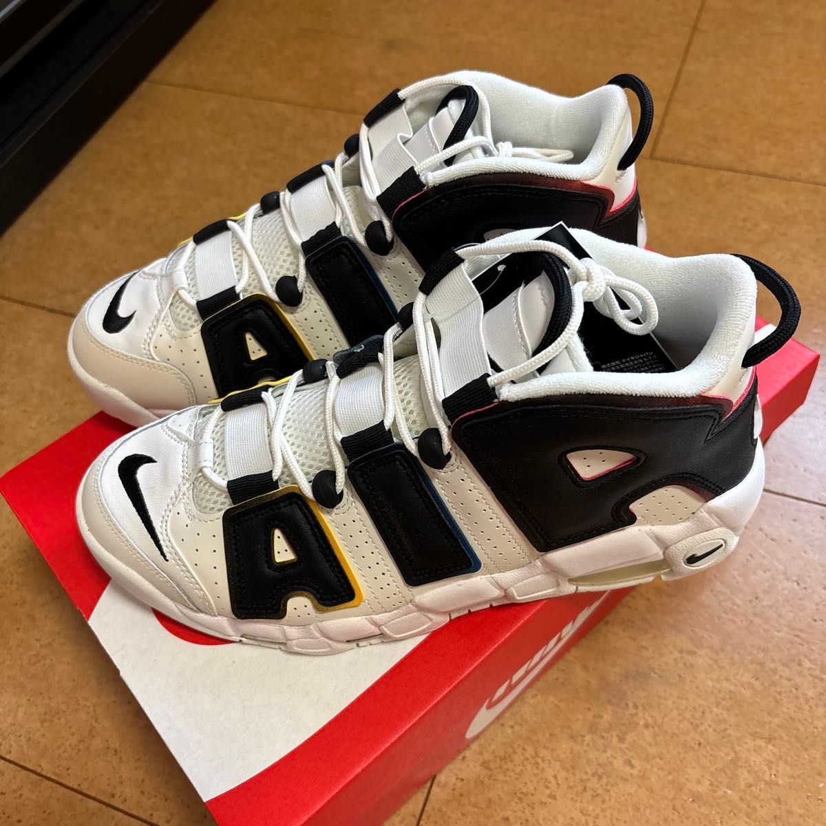 NIKE AIR MORE UPTEMPO '96