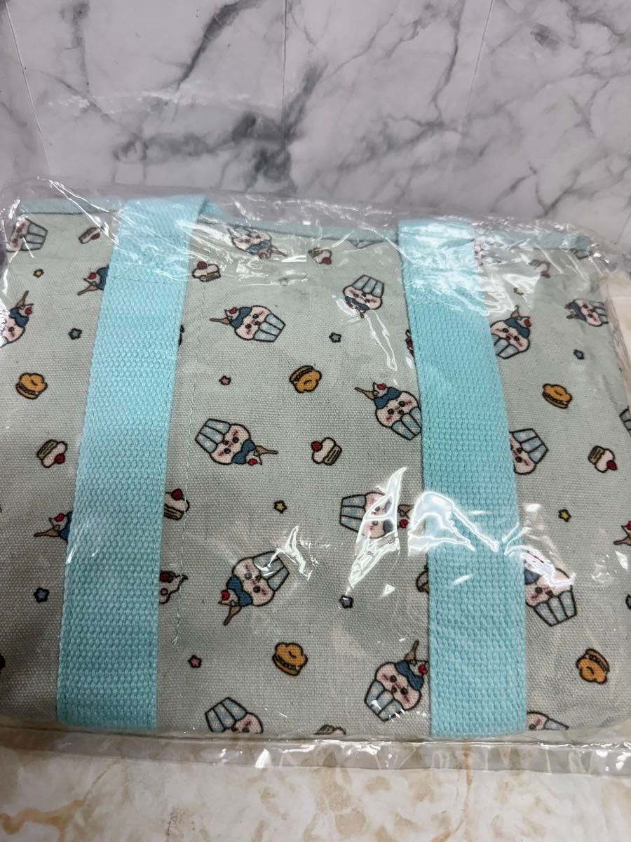 新品 ちいかわ アベイル サガラ刺しゅうトートバッグハチワレ