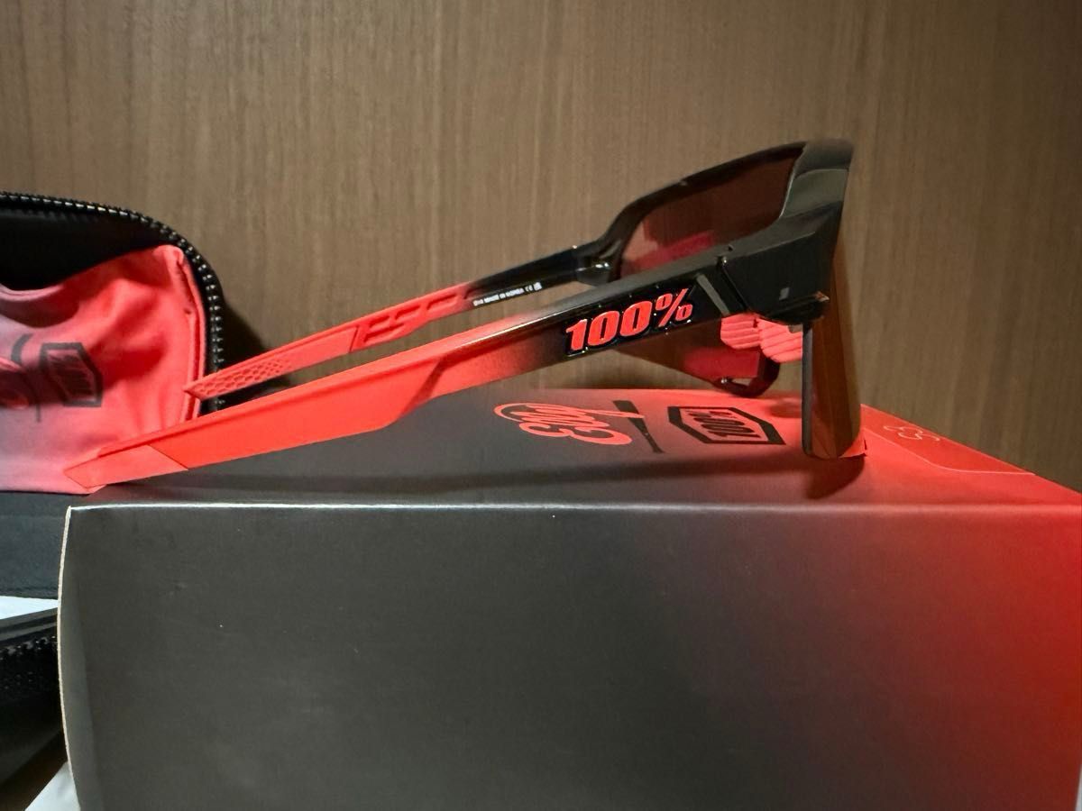 新品未使用 100% ワンハンドレッド デラクルーズモデル 新品未使用 100% ワンハンドレッド デラクルーズモデル