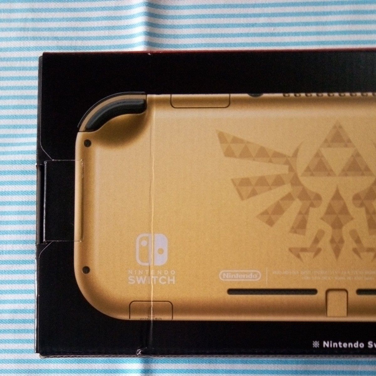 スイッチライトハイラルエディションゼルダの伝説 数回しか使っ スイッチライトハイラルエディションゼルダの伝説 数回しか使っ