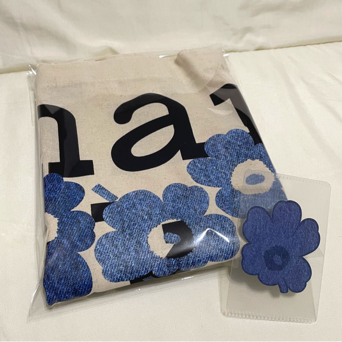新品未使用品】marimekko ノベルティ ファブリックバッグ トート 新品未使用品】marimekko ノベルティ ファブリックバッグ トート